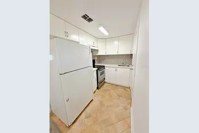 2400 Shannon Road, Orlando, FL 32806 - Photo 10