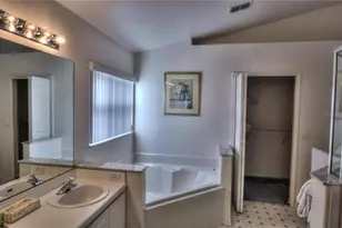 4718 Prairie Point Blvd, Kissimmee, FL 34746 - Photo 12