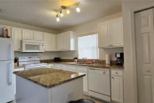 195 Minniehaha Cir, Haines City, FL 33844 - Photo 8