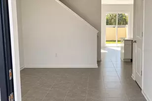2528 Skyline Loop, Kissimmee, FL 34758 - Photo 2