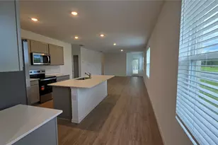 4075 Limeklin Falls Loop, Davenport, FL 33837 - Photo 6