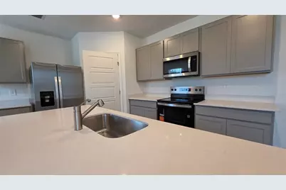 4075 Limeklin Falls Loop, Davenport, FL 33837 - Photo 16