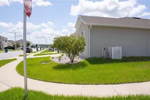 1932 Chickasaw Blvd, Davenport, FL 33837 - Photo 4