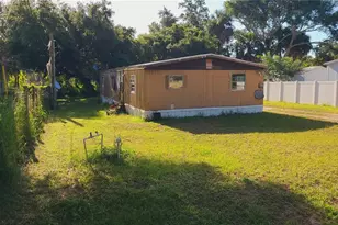 1683 Magnolia Ln, Kissimmee, FL 34746 - Photo 2