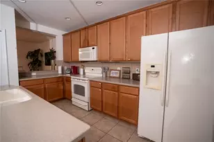 9734 Tiramasu Tr, Orlando, FL 32829 - Photo 6