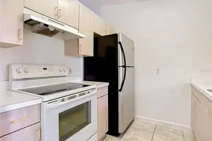 111 Bianca Ct, Kissimmee, FL 34758 - Photo 8