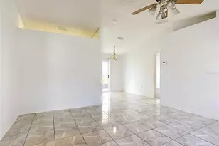 111 Bianca Ct, Kissimmee, FL 34758 - Photo 4
