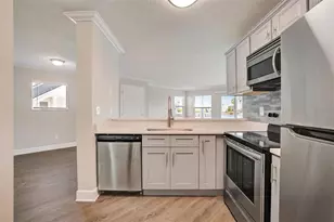 2556 Woodgate Blvd, Orlando, FL 32822 - Photo 14