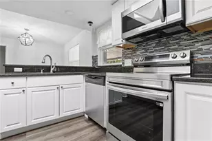 5311 Jennifer Pl, Orlando, FL 32807 - Photo 6