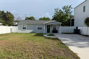 4714 W Lawn Ave, Tampa, FL 33611 - Photo 2