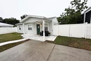 4714 W Lawn Ave, Tampa, FL 33611 - Photo 4