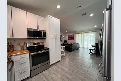 638 Baldwin Drive, Kissimmee, FL 34758 - Photo 6