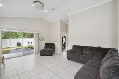 520 S Kentucky Avenue, Deland, FL 32724 - Photo 24