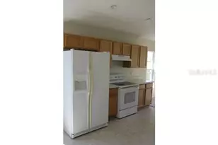558 Brayton Ln, Davenport, FL 33897 - Photo 4
