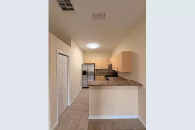 305 Port Pleasant Drive, Poinciana, FL 34759 - Photo 6