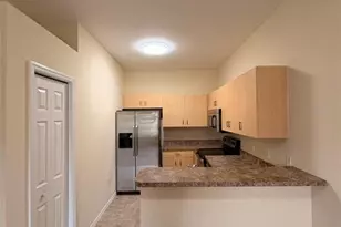305 Port Pleasant Dr, Poinciana, FL 34759 - Photo 6
