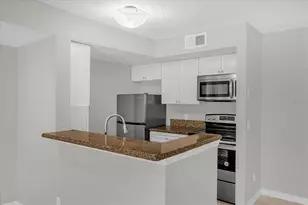 5132 Conroy Rd, Orlando, FL 32811 - Photo 4