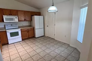 3364 Celena Cir, Saint Cloud, FL 34772 - Photo 4