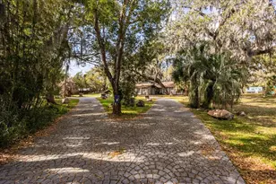 1775 Harbor Rd, Kissimmee, FL 34746 - Photo 76