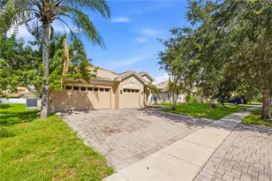 3905 Bowfin Trail, Kissimmee, FL 34746 - Photo 2