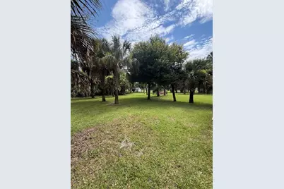 207 E Halifax Avenue, Oak Hill, FL 32759 - Photo 44