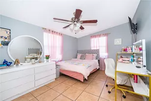 944 Halstead St, Deltona, FL 32725 - Photo 20