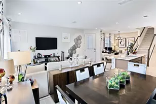 1120 Lakeshore Breeze Pl, Kissimmee, FL 34747 - Photo 2