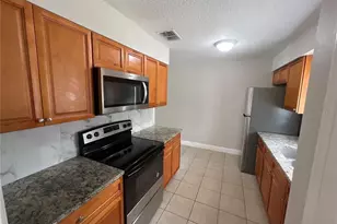 152 Julie Ln, Auburndale, FL 33823 - Photo 2