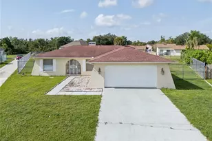 714 Tournament Ln, Kissimmee, FL 34759 - Photo 1