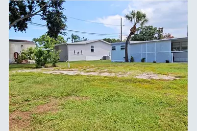 980 7th Street NW #27, Largo, FL 33770 - Photo 1