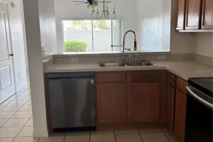 10922 Savannah Wood Dr, Orlando, FL 32832 - Photo 6