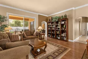 631 Waterland Ct, Orlando, FL 32828 - Photo 2