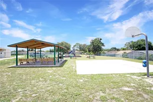 928 Loma Bonita Dr, Davenport, FL 33837 - Photo 40
