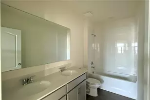 2066 Walnut Crk Dr, Kissimmee, FL 34744 - Photo 24