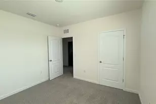 2066 Walnut Crk Dr, Kissimmee, FL 34744 - Photo 18