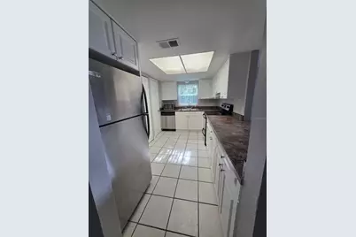 9900 Sweepstakes Lane #3, Orlando, FL 32837 - Photo 4