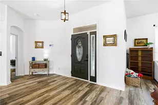 13706 Via Roma Cir, Clermont, FL 34711 - Photo 4