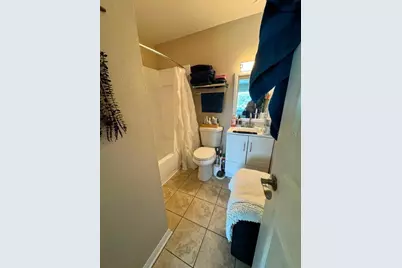 4140 Dolphin Drive #208, Tampa, FL 33617 - Photo 14