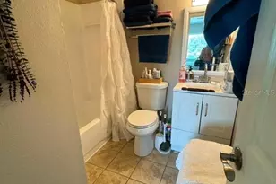 4140 Dolphin Dr, Tampa, FL 33617 - Photo 14