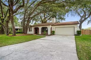 2217 Boxwood Way, Brandon, FL 33511 - Photo 2