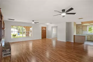 2217 Boxwood Way, Brandon, FL 33511 - Photo 6
