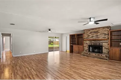2217 Boxwood Way, Brandon, FL 33511 - Photo 4