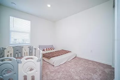 895 Overpool Avenue, Davenport, FL 33896 - Photo 24