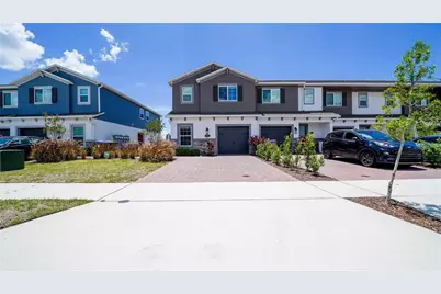 2782 Narcoossee Commons Way, Saint Cloud, FL 34771 - Photo 2