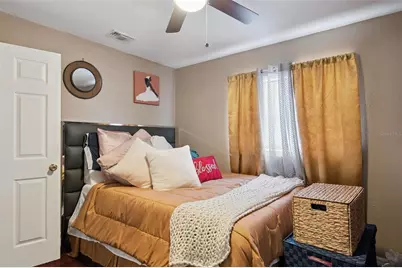 90 N Goldwyn Avenue, Orlando, FL 32805 - Photo 12