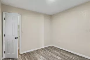 11 Harvard Ave, Frostproof, FL 33843 - Photo 14