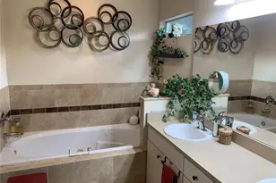 14254 NW 10th Rd, Newberry, FL 32669 - Photo 10
