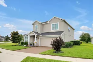 17807 Passionflower Cir, Clermont, FL 34714 - Photo 2