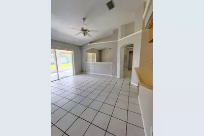 3248 Sawgrass Creek Circle, Saint Cloud, FL 34772 - Photo 6