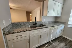221 Loch Low Dr, Sanford, FL 32773 - Photo 14